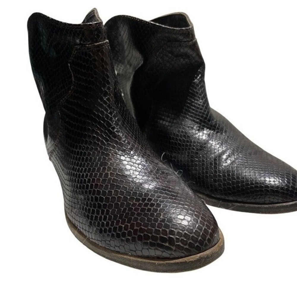 AGL Womens Size‎ 39 Black Snake Embossed Leather Ankle Boots 8
